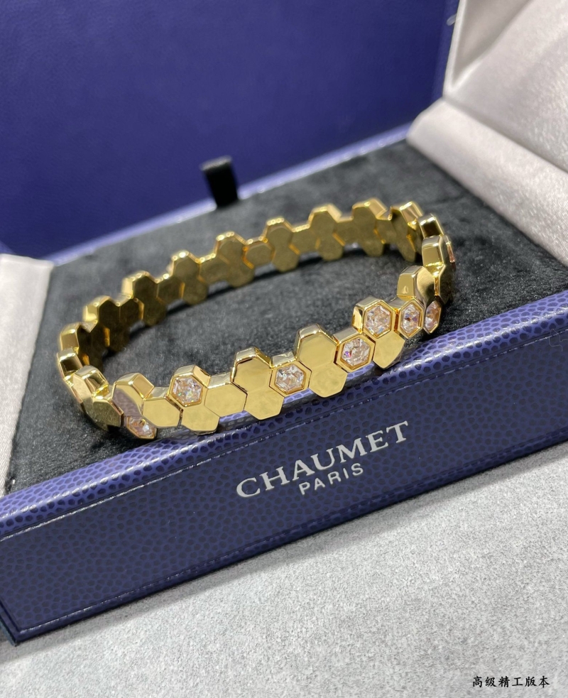 CHAUMET